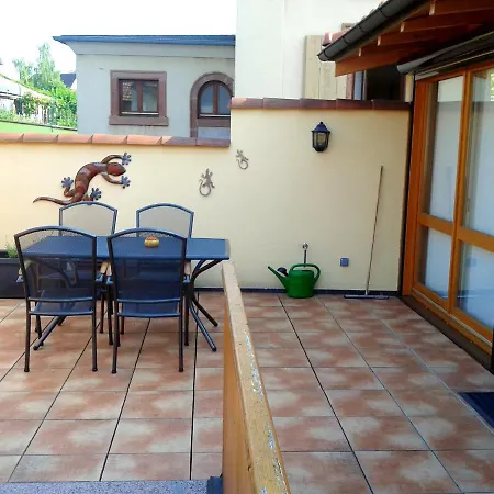 Appartement De 2 Avec Jardin Clos Et Wifi A *